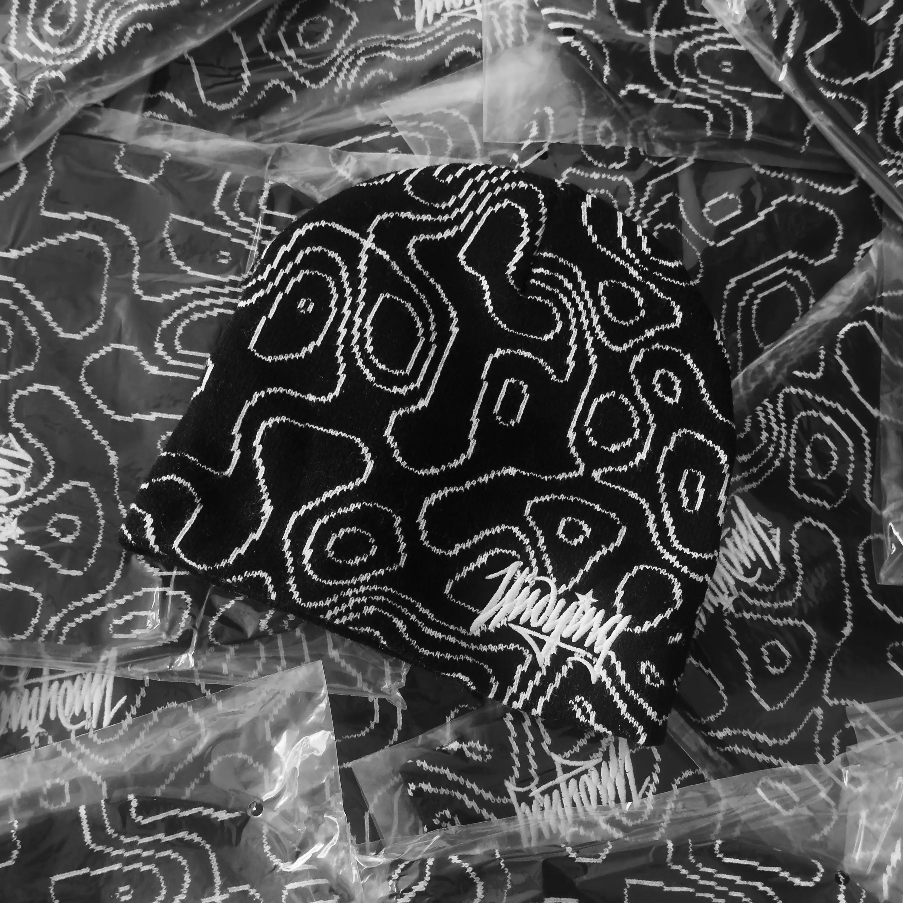 "DIGITAL TOPOGRAPHIC" UNDYING BEANIE BLACK madebyundying